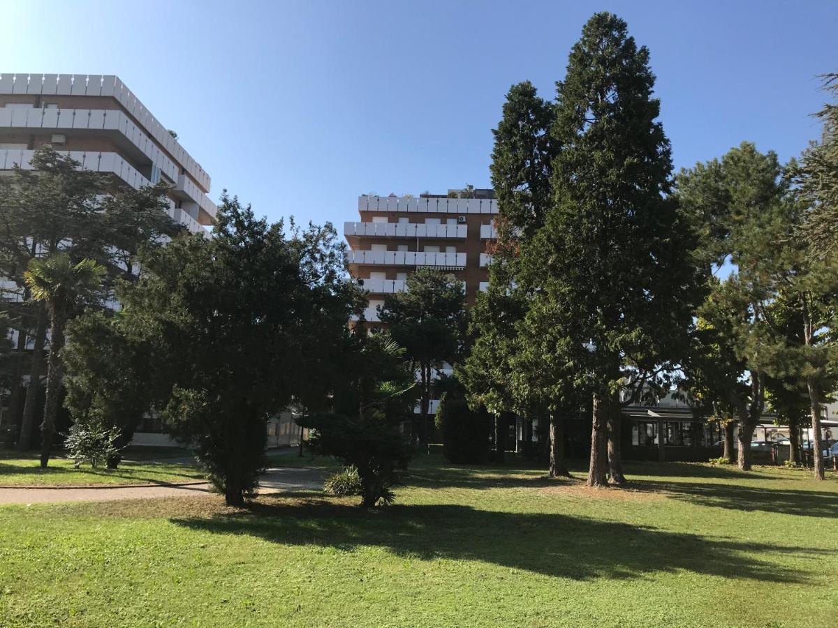 City Residence C14 Lignano Sabbiadoro Exterior foto